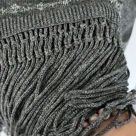 White House Black Market Gray Fringe Sweater Rhinestone & Metallic Accents NWOT - Picture 5 of 11